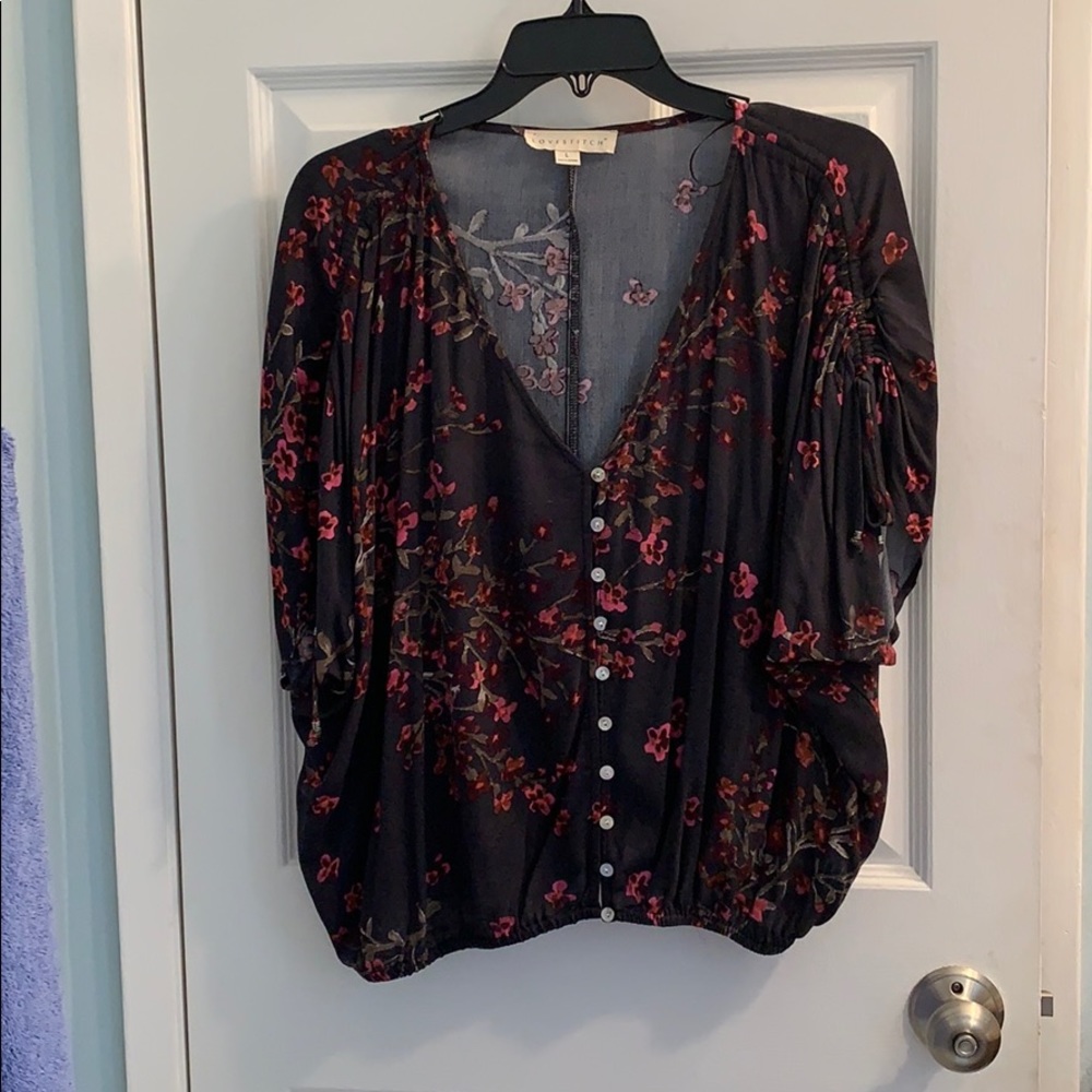 Flowy top